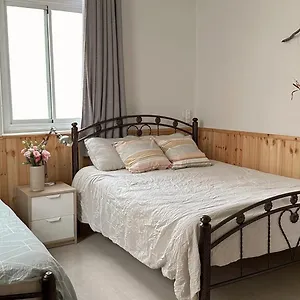 https://dream-house-haifa.gethaifahotels.com