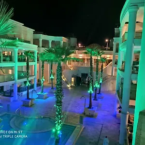 דירה Sweet With Balcony In Luxury, אילת